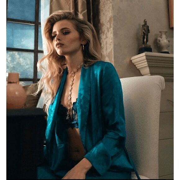 ⭐ Star Drop Spangled Rhinestone Y Lariat Long Necklace NEW - Picture 5 of 17